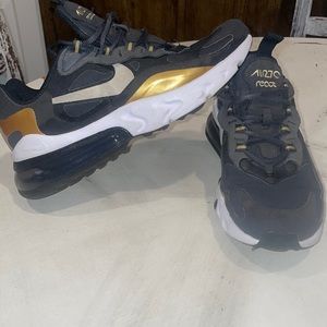 Kids Nike Air Max 270 React GS 'Metallic Gold' BQ0103-005 size 5.5 in EUC
